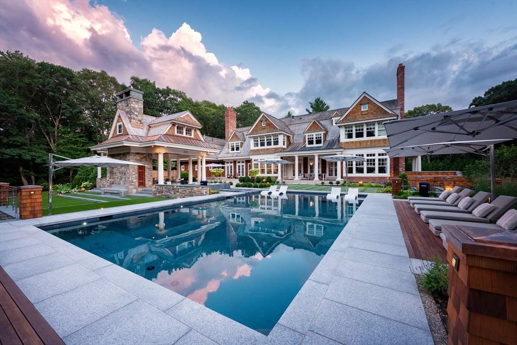 56 Doublet Hill Rd