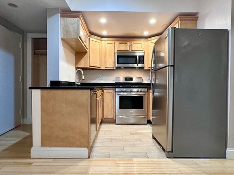 Photo of 8 Juniper St #18, Brookline, MA 02445 (MLS # 73487539)