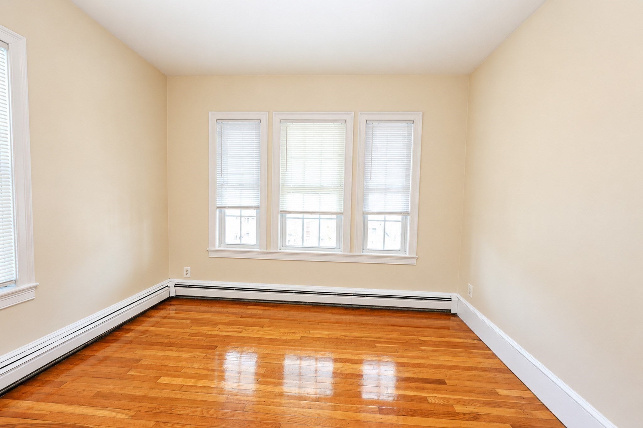 18 Pacific St #4, Rockland, MA, 18 Pacific St #4, Rockland, MA Photo #4