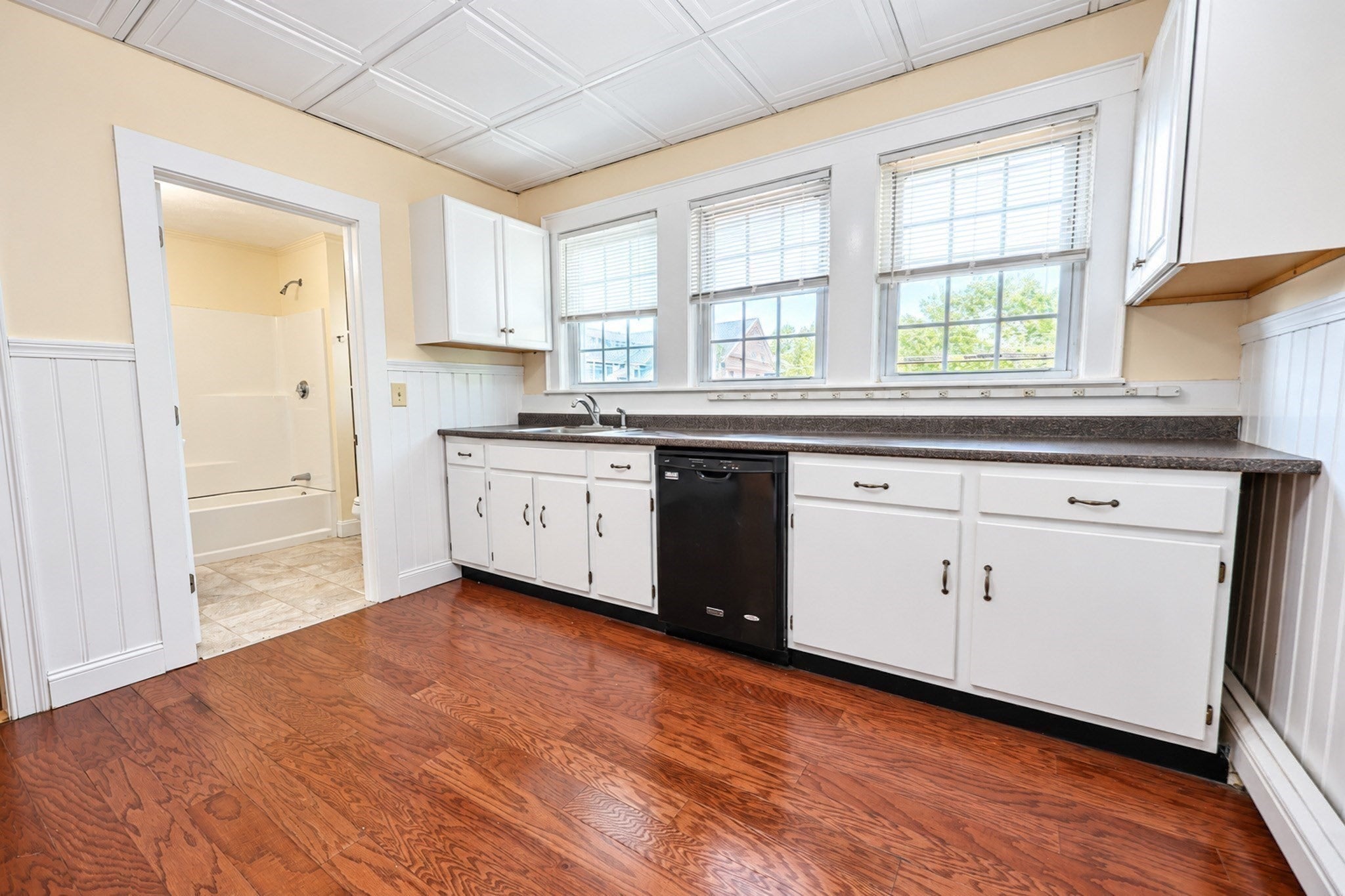 18 Pacific St #4, Rockland, MA, 18 Pacific St #4, Rockland, MA Photo #3