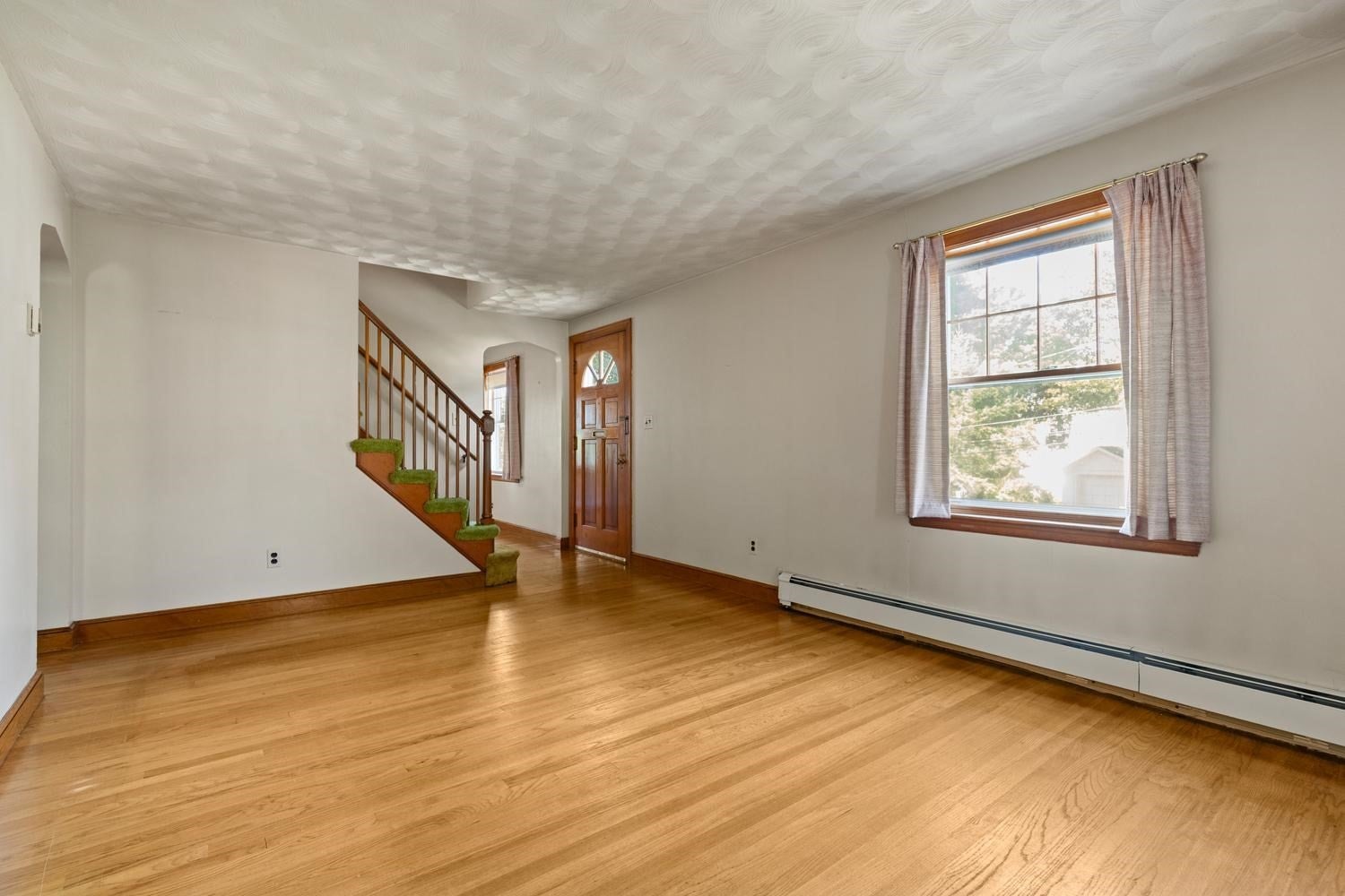 40 Valentine Rd, Arlington, MA, 40 Valentine Rd, Arlington, MA Photo #10