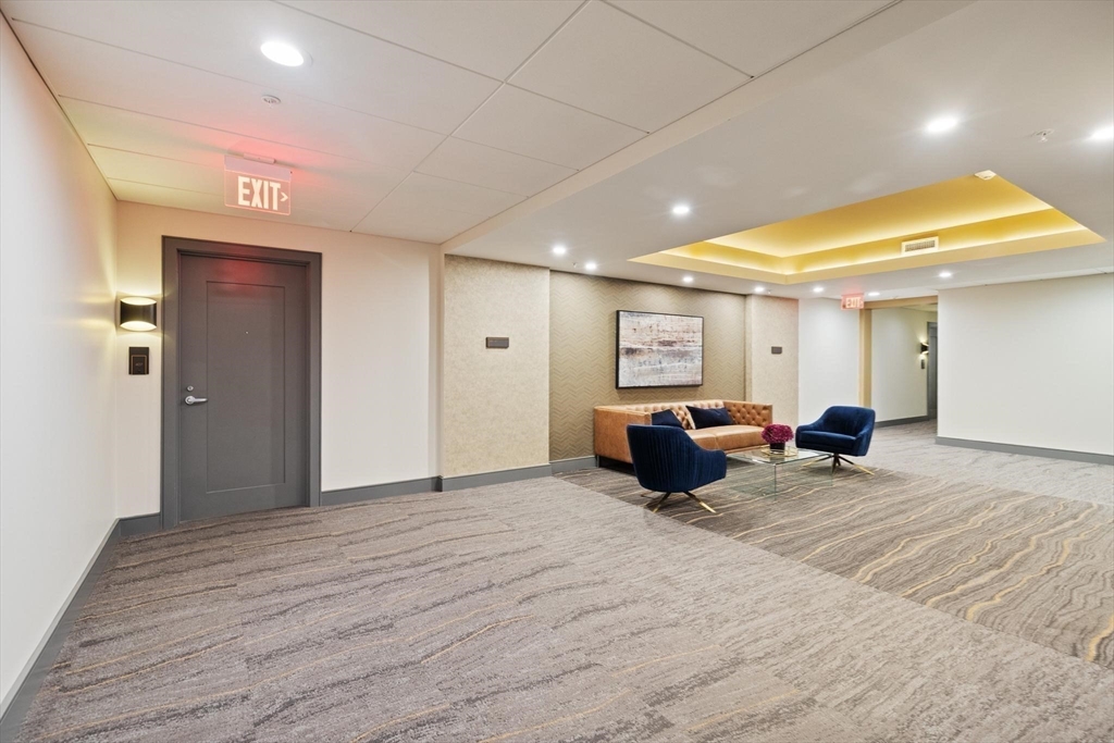 175 North Ave 407
