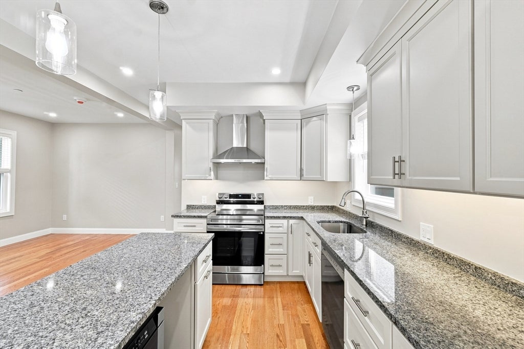 517 E 3rd ST #1, Boston, MA, 517 E 3rd ST #1, Boston, MA Photo #3