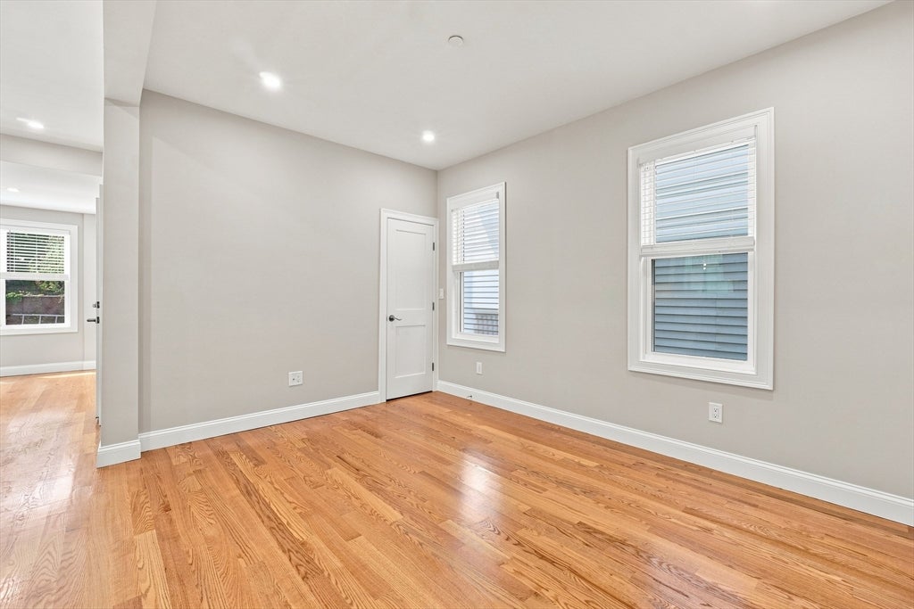 517 E 3rd ST #1, Boston, MA, 517 E 3rd ST #1, Boston, MA Photo #11