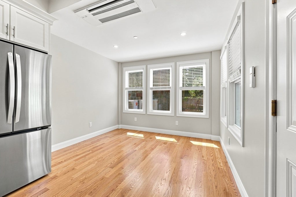 517 E 3rd ST #1, Boston, MA, 517 E 3rd ST #1, Boston, MA Photo #6