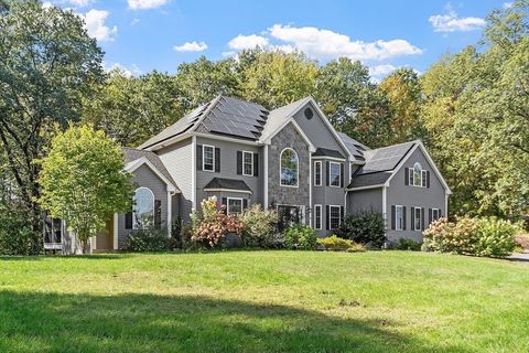 9 Winter Hill Rd Lunenburg MA 01462