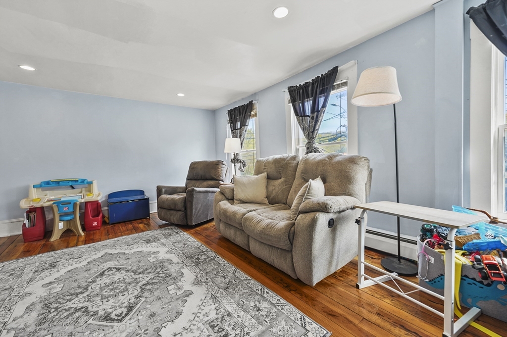 58 Central Street 2