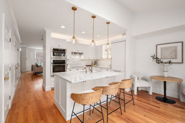 64 CONSTITUTION RD # 64, CHARLESTOWN, MA 02129 - Image 3e45a53d9d5d7075c8da0a37e03fe5bf/2336648504