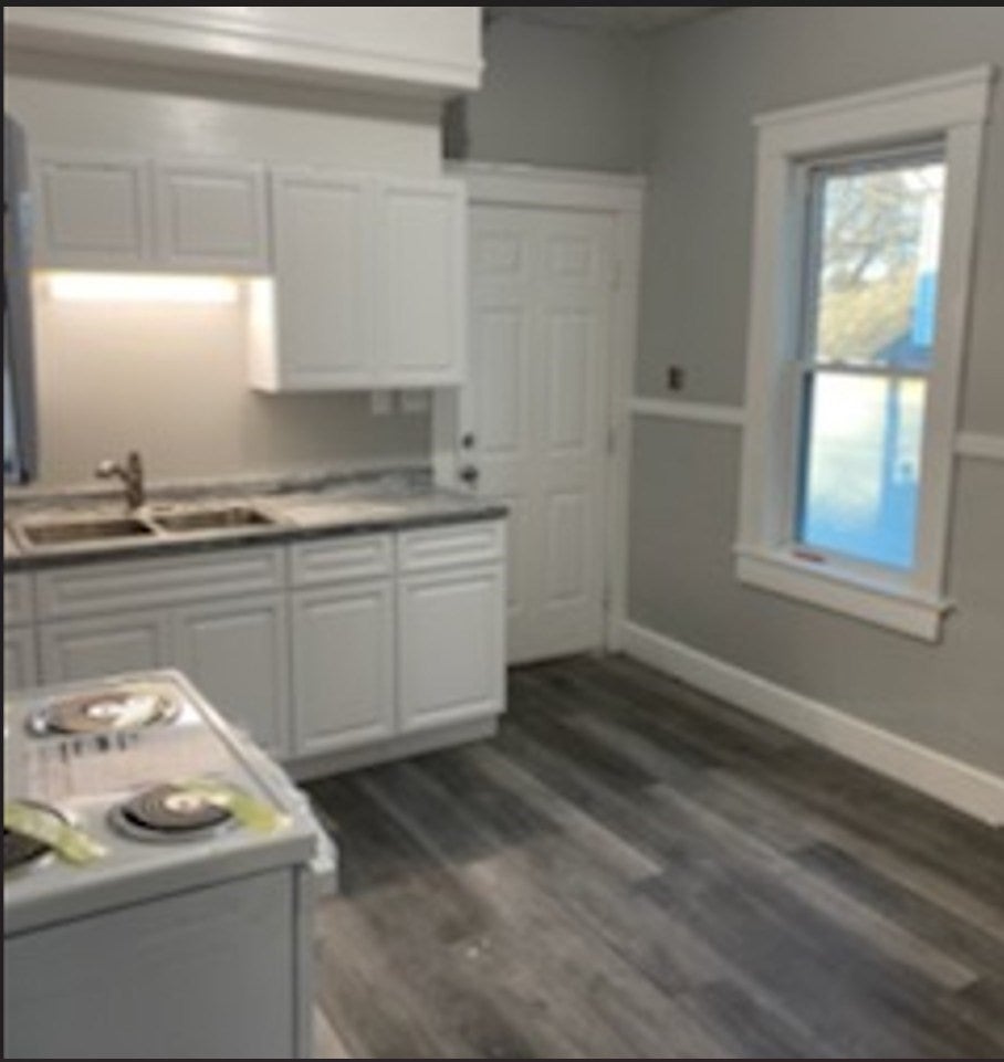 1296 Main ST, Worcester, MA, 1296 Main ST, Worcester, MA Photo #7
