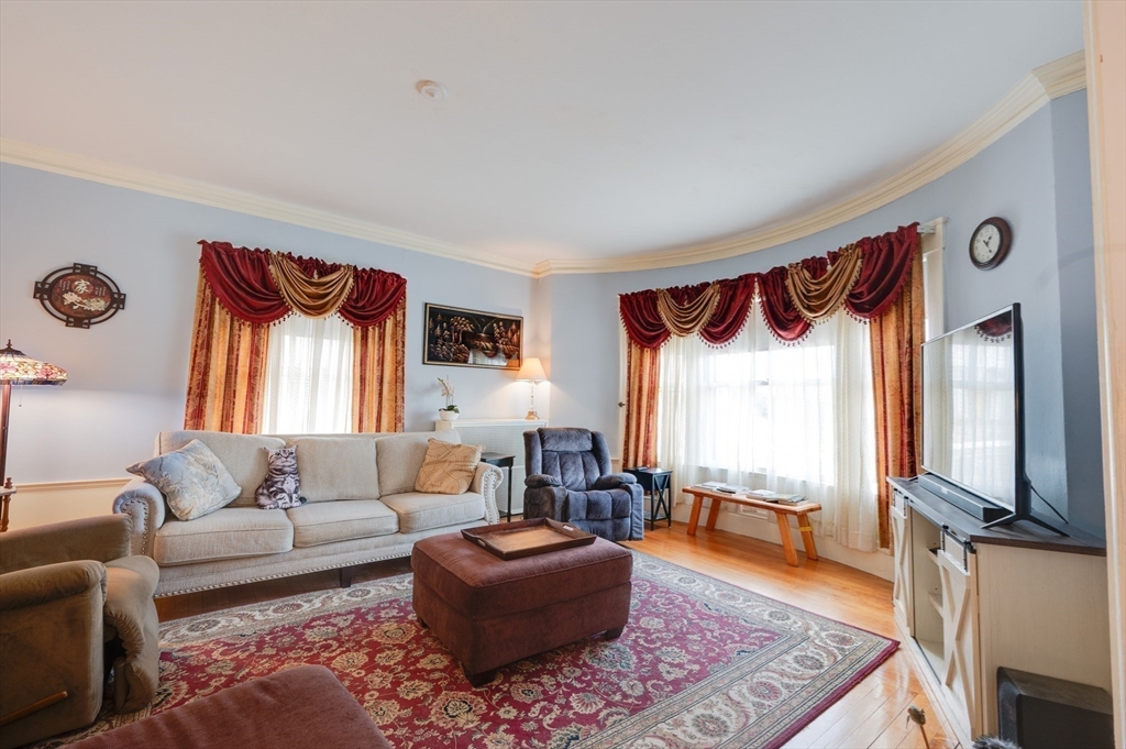 23 Germain St
