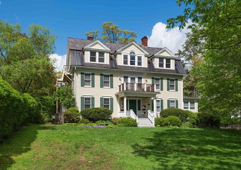88 Round Hill Rd 4 Northampton MA 01060