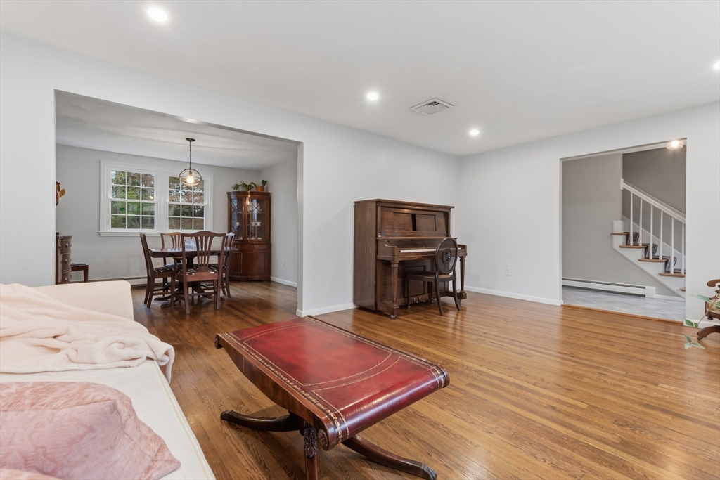 14 Fox Hill Rd