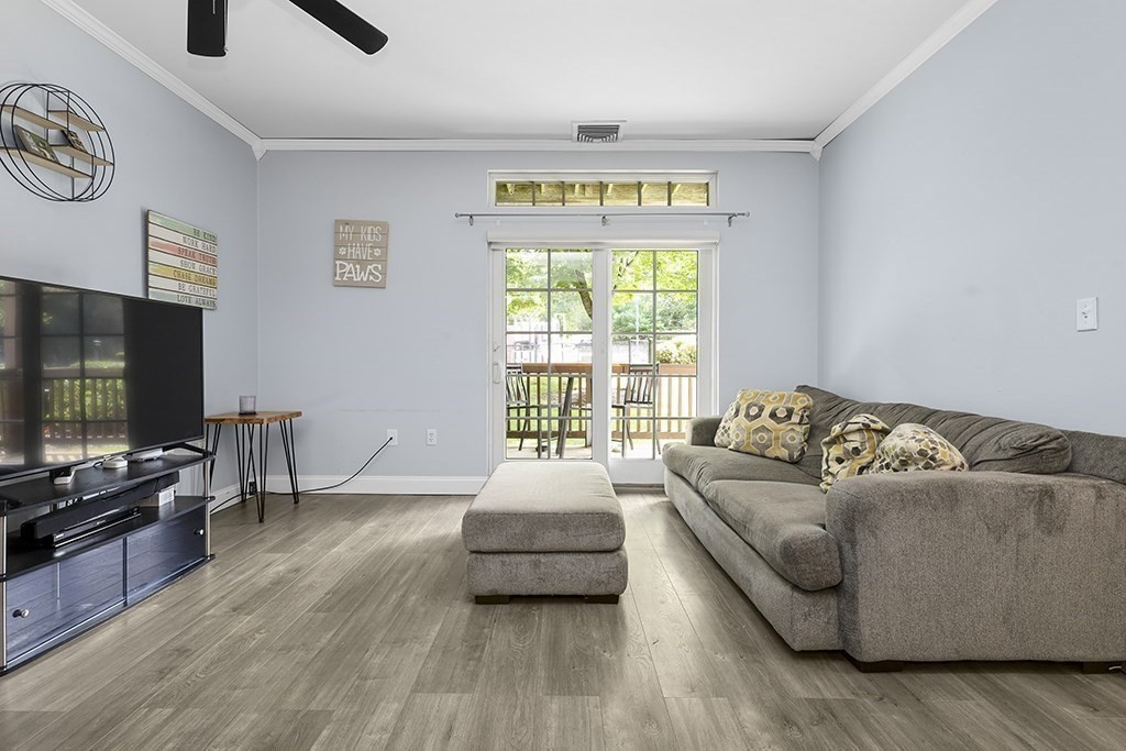 501 Commerce Drive 1-111