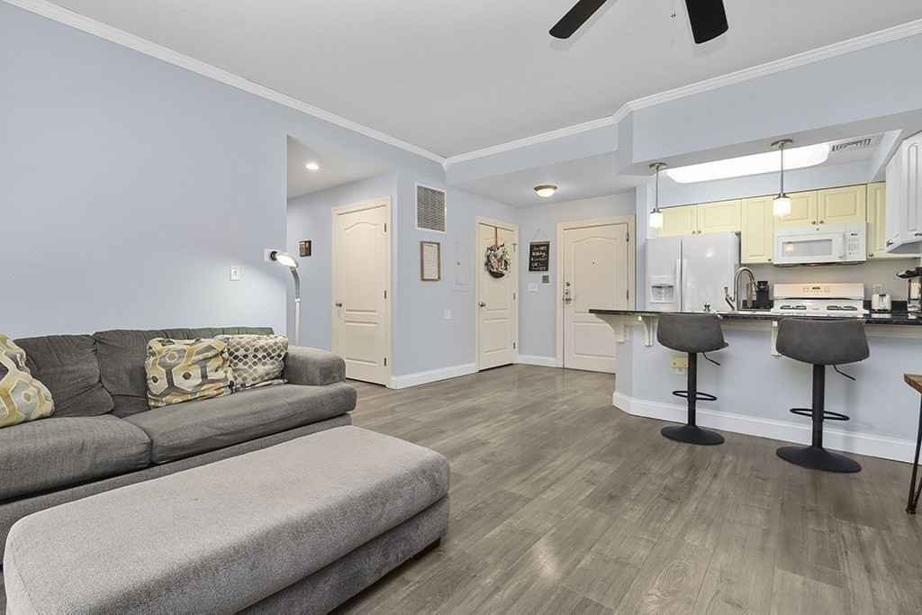 501 Commerce Drive 1-111