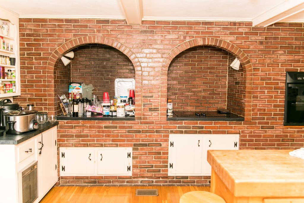 25 Bretton Rd