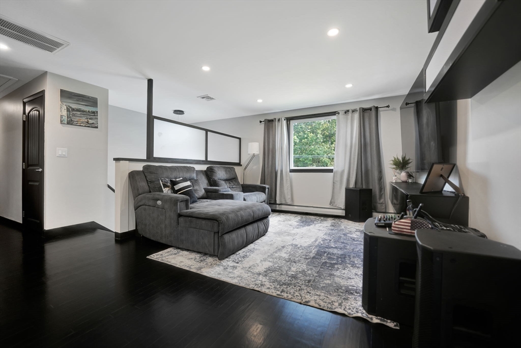 298 North Quincy Street