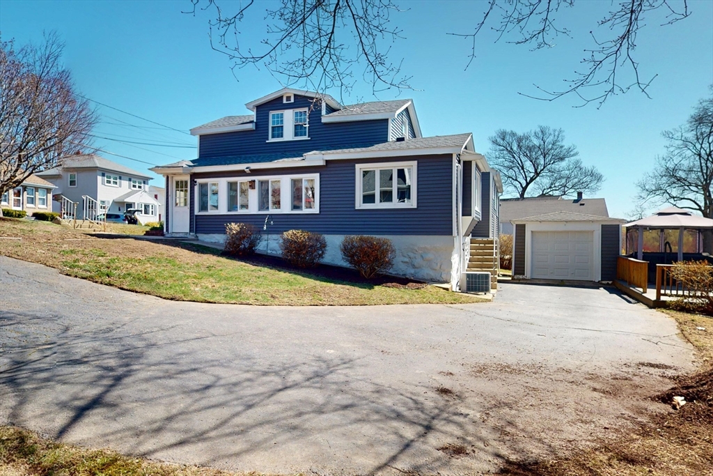 38 Hillcrest Rd