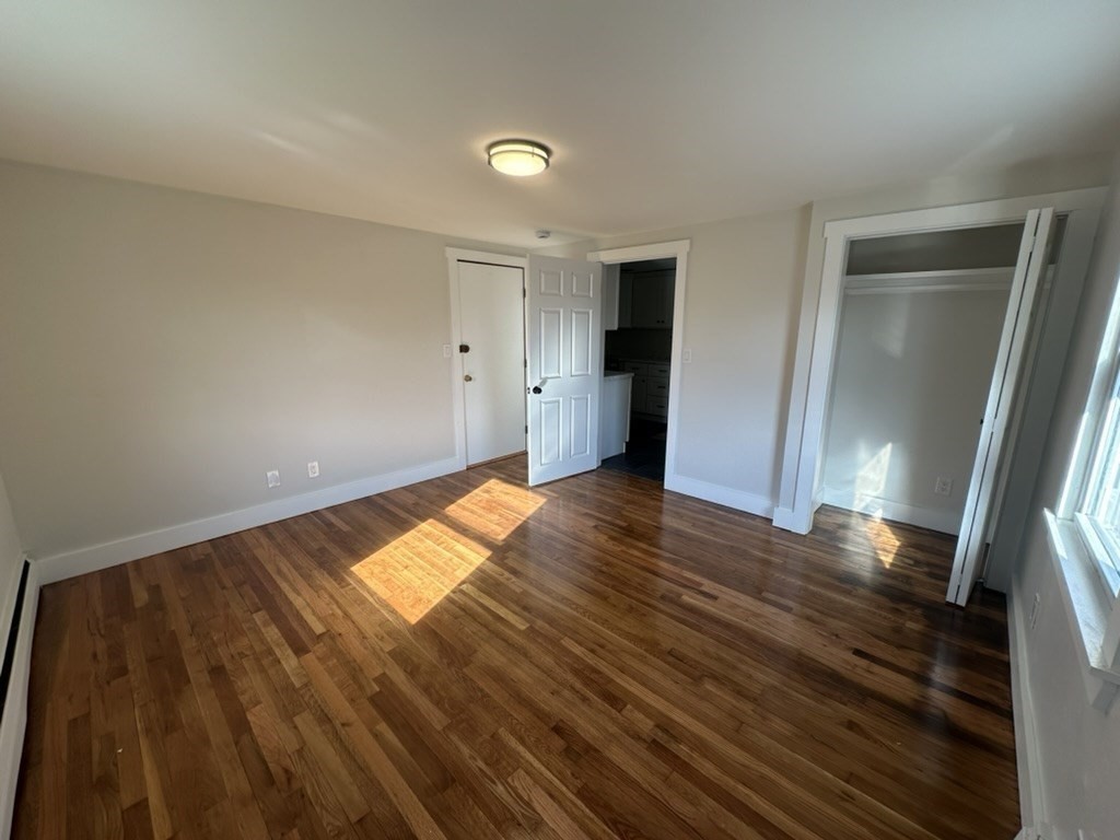 997 Broadway 3
