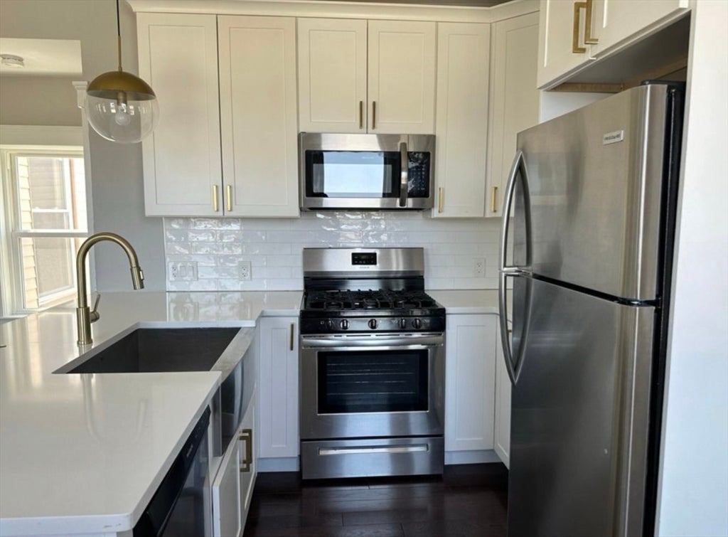 183 Chelsea St #2, Everett, MA Photo #7