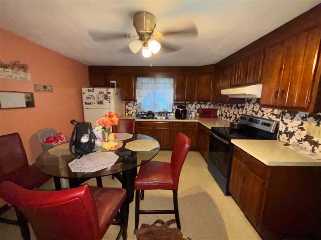 68 Mccarthy Ave, Leicester, MA Photo #2