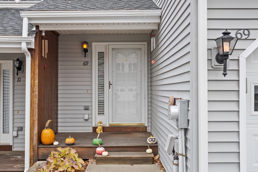 69 Bridle Cross Road 69