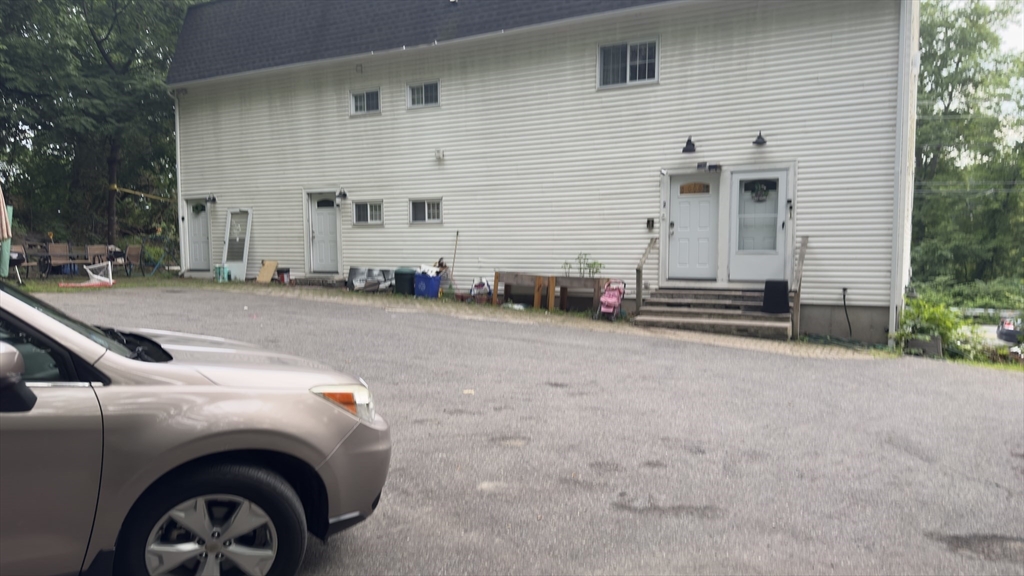 747 River St 2