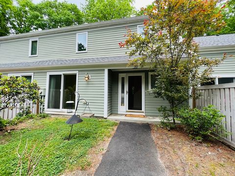 Photo of 30 Fifer Ln #30, Lexington, MA 02420 (MLS # 73506983)