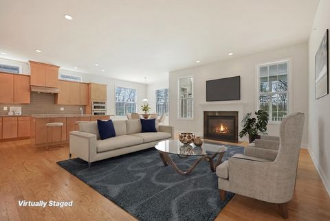 17 W View Ln 17 Stow MA 01775