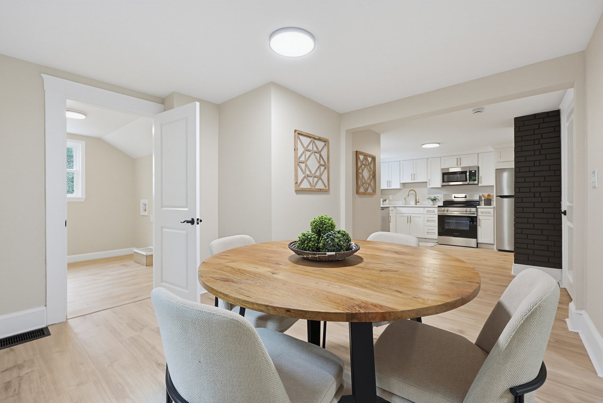 4 Ryan St, Randolph, MA, 4 Ryan St, Randolph, MA Photo #7