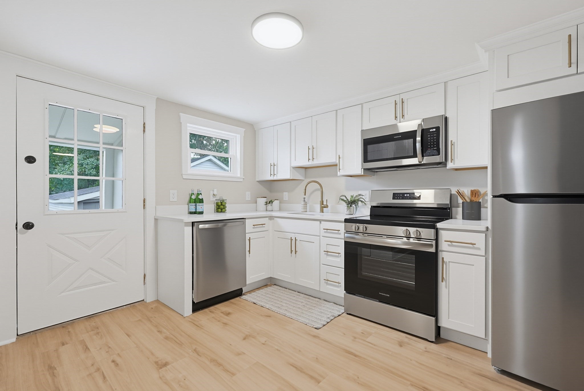 4 Ryan St, Randolph, MA, 4 Ryan St, Randolph, MA Photo #10