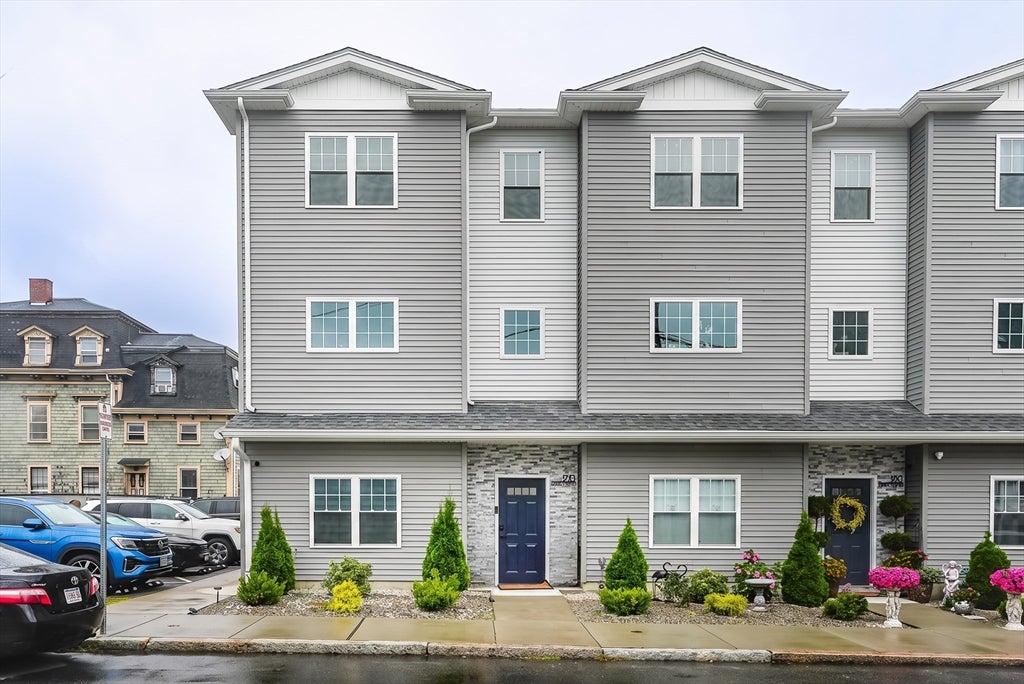 550 Spring St #1, Fall River, MA, 550 Spring St #1, Fall River, MA Photo #1
