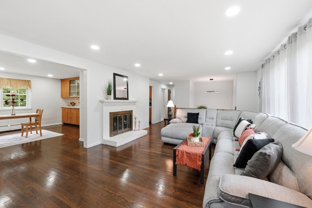 7 Cherry Ridge Road, Acton, MA, 7 Cherry Ridge Road, Acton, MA Photo #6