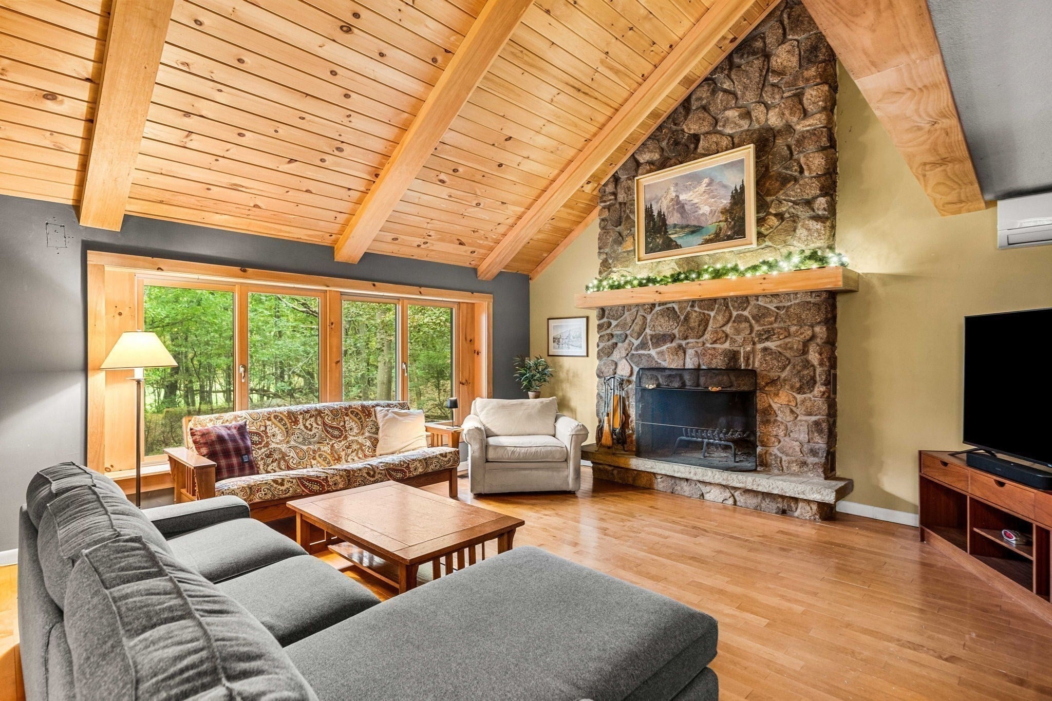 519 Essex St, Hamilton, MA, 519 Essex St, Hamilton, MA Photo #17