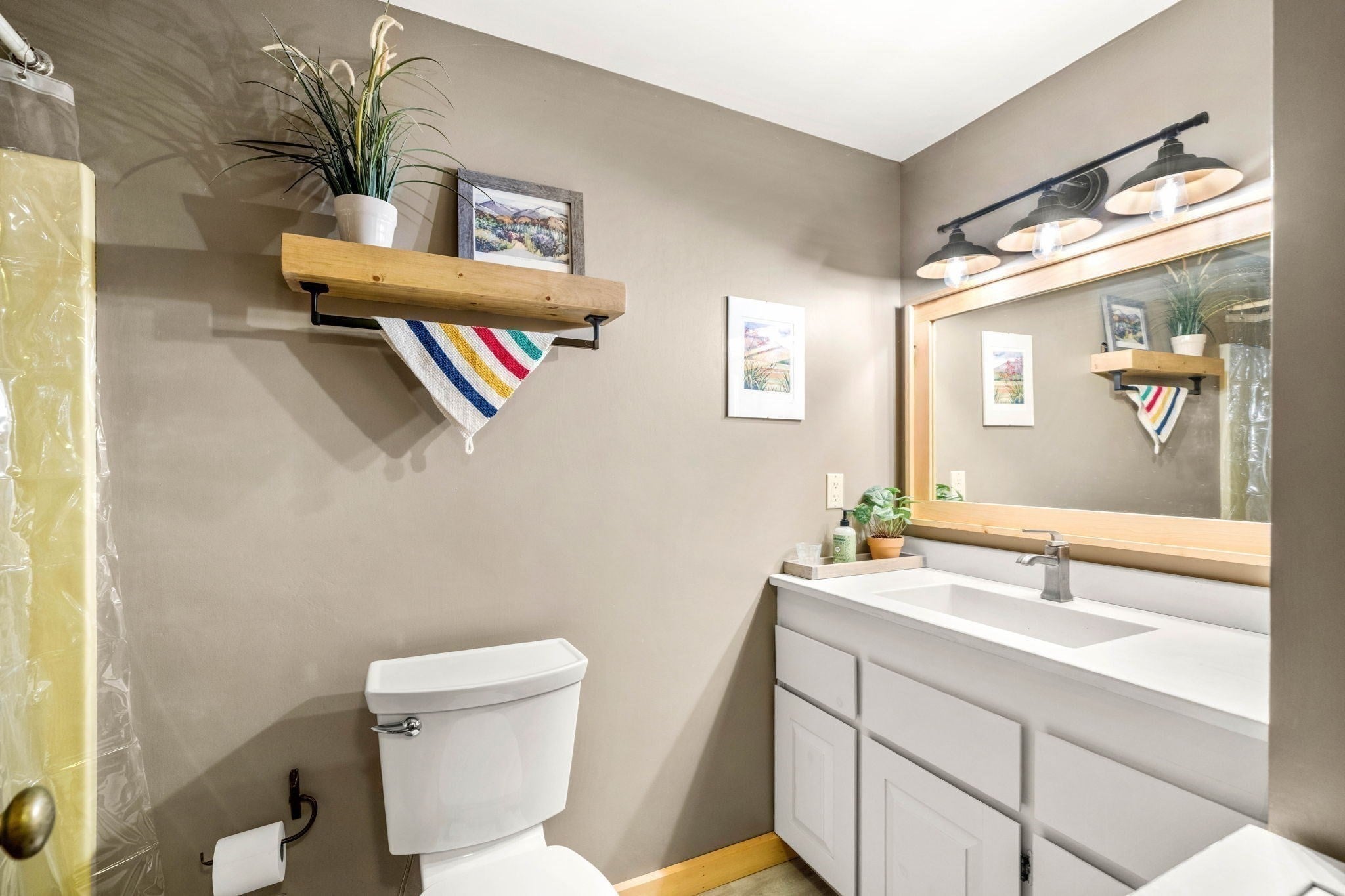 519 Essex St, Hamilton, MA, 519 Essex St, Hamilton, MA Photo #29