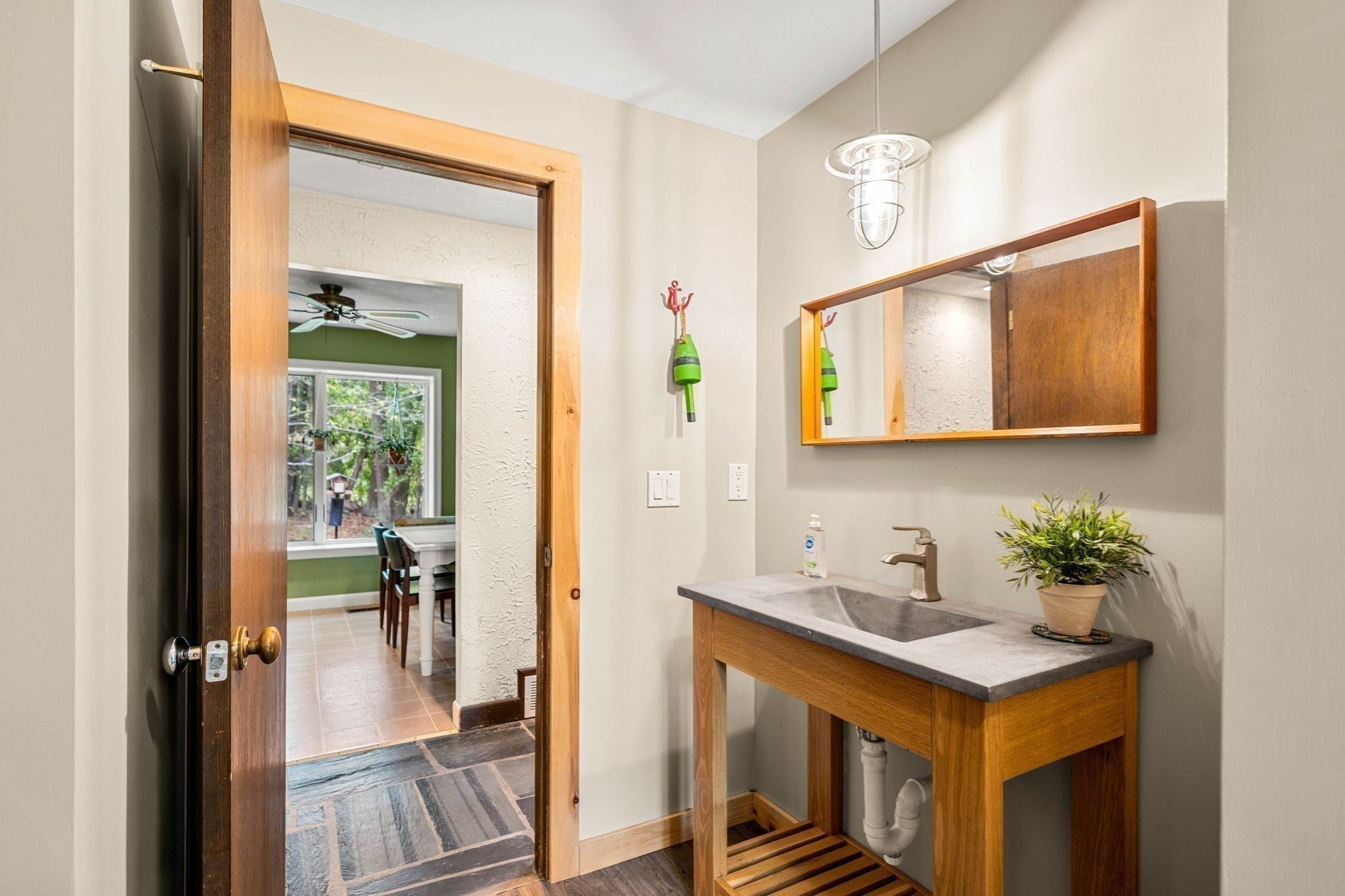 519 Essex St, Hamilton, MA, 519 Essex St, Hamilton, MA Photo #11
