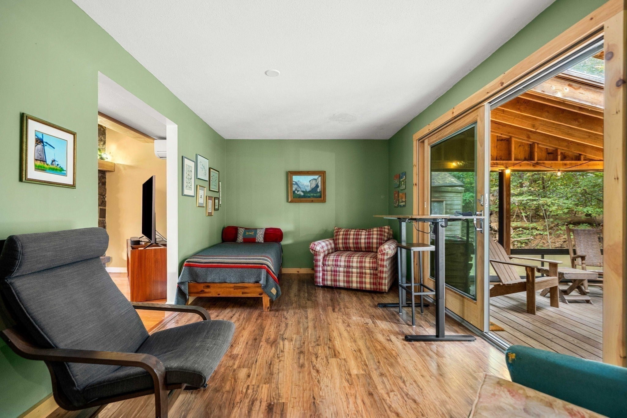 519 Essex St, Hamilton, MA, 519 Essex St, Hamilton, MA Photo #9