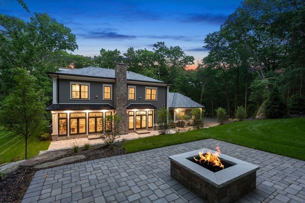 192 Pond Road