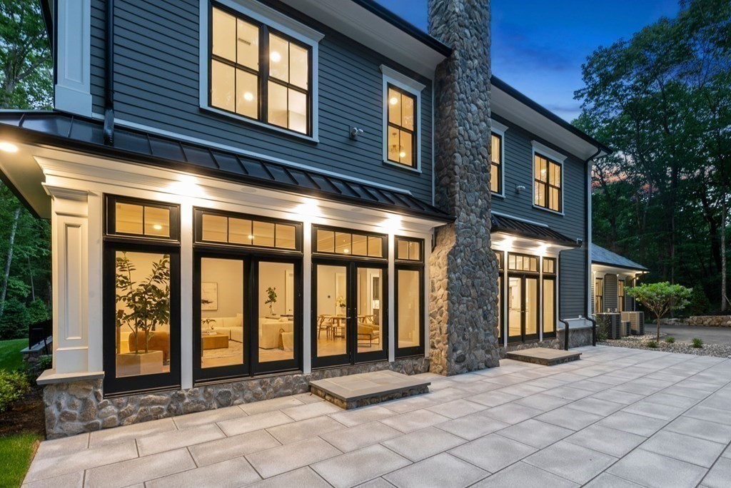 192 Pond Road