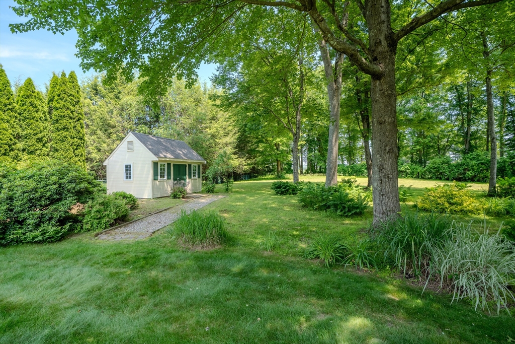 393 Green Hill Rd