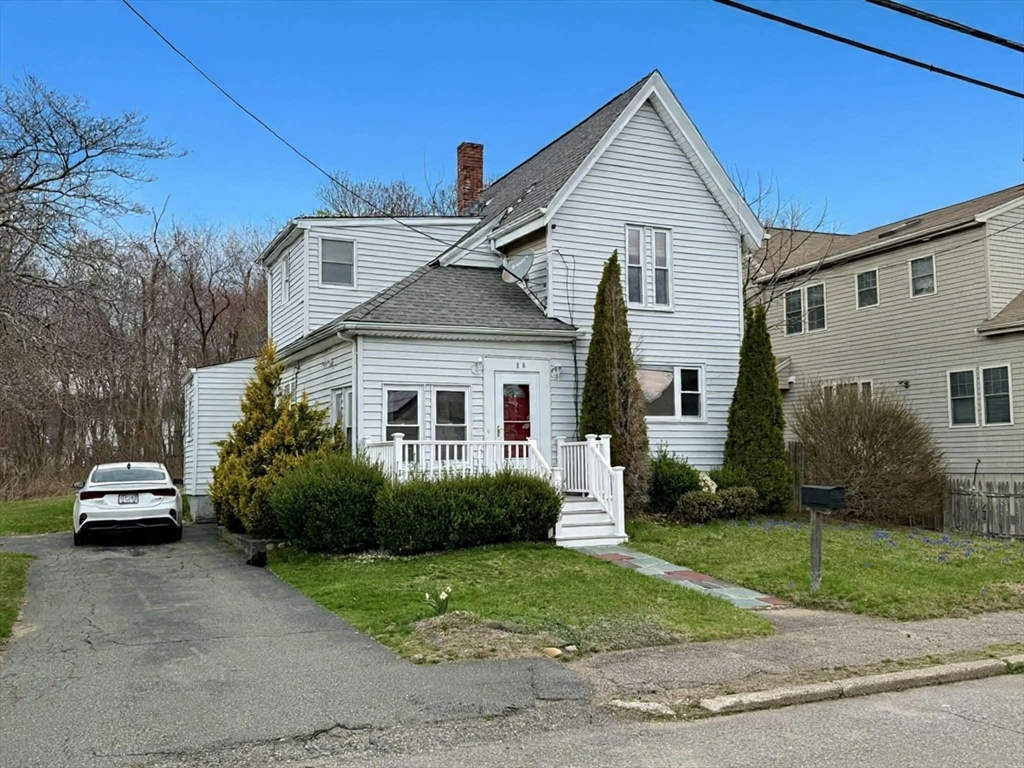 98 W Spring St