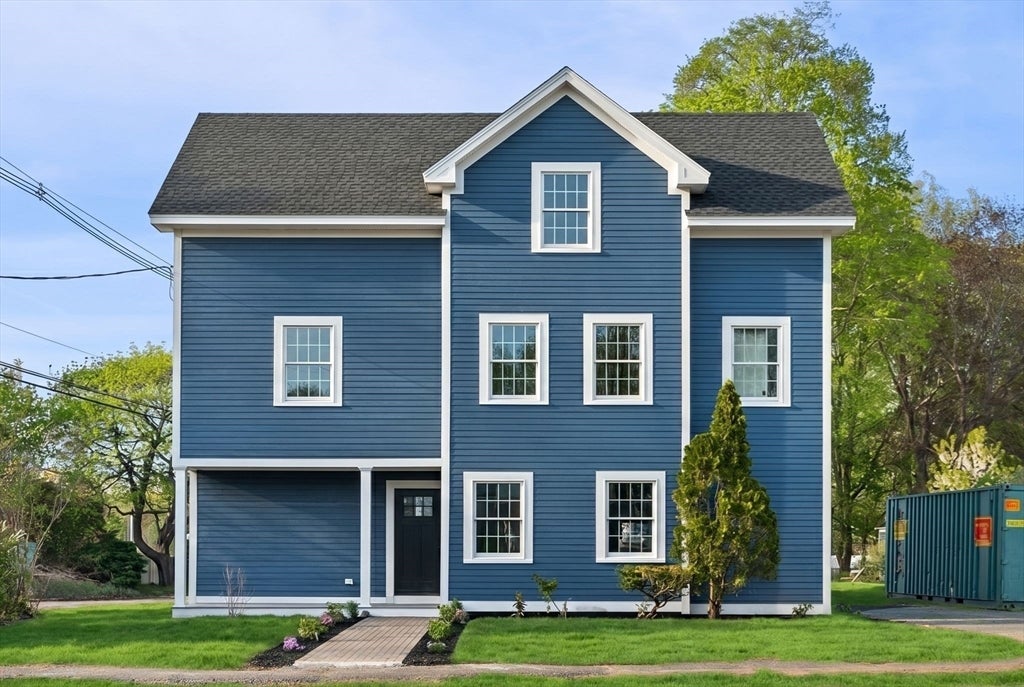 Photo of 2 Railroad Avenue, Rowley, MA