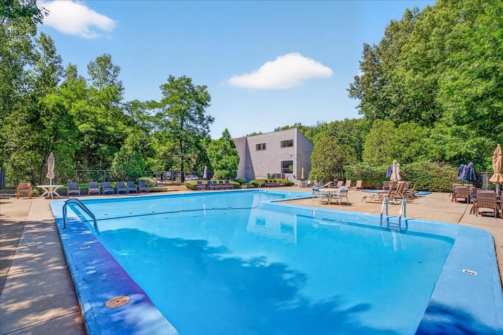55 Tall Oaks Drive #402, Weymouth, MA, 55 Tall Oaks Drive #402, Weymouth, MA Photo #23