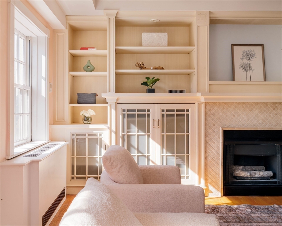 169 Commonwealth Ave. 5