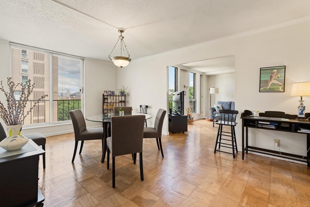 77 Pond Ave 901