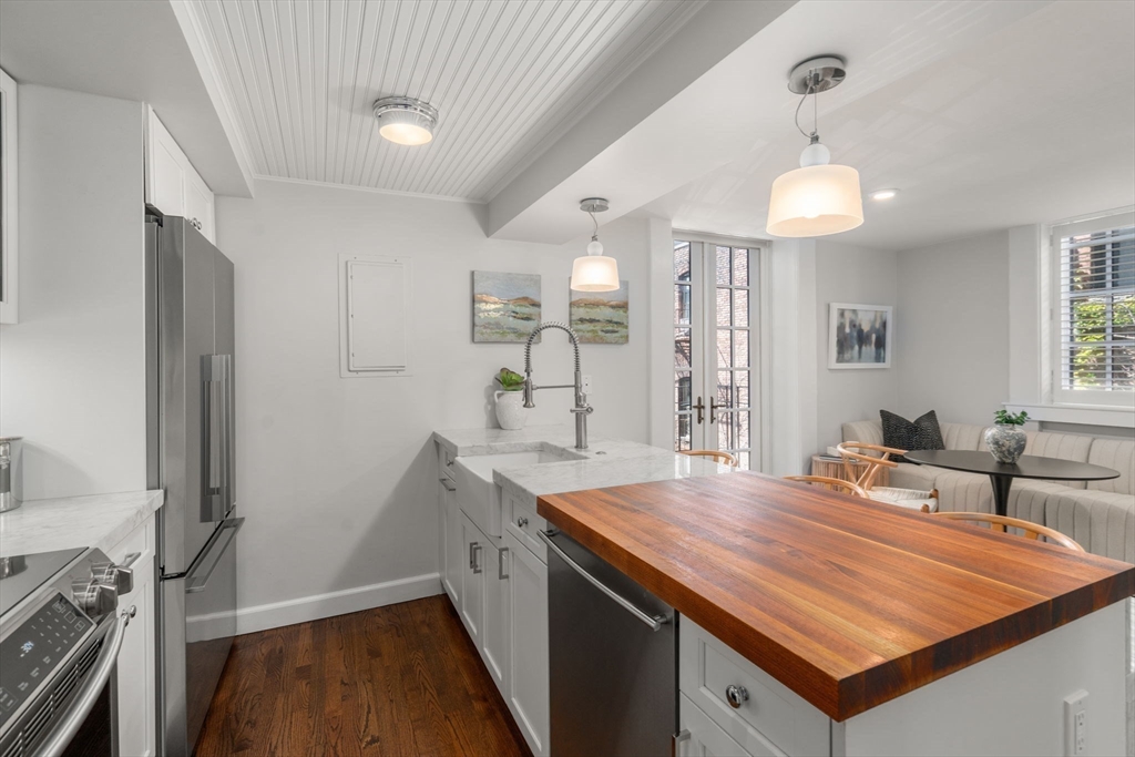 65 Anderson Street 2C