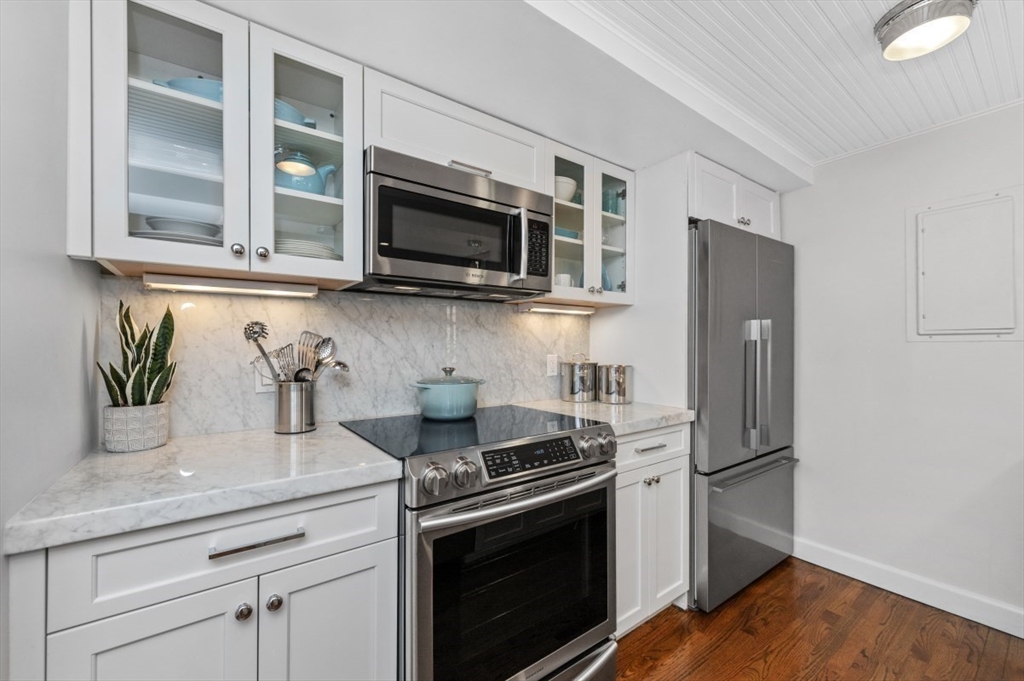 65 Anderson Street 2C