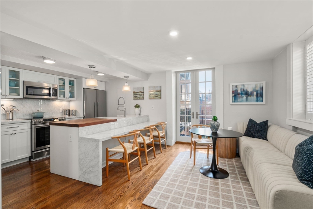 65 Anderson Street 2C