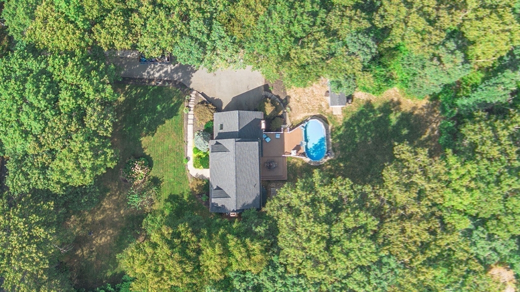 Wrentham, Massachusetts 02093, United States, 4 Bedrooms Bedrooms, ,4 BathroomsBathrooms,Residential,Active,88132