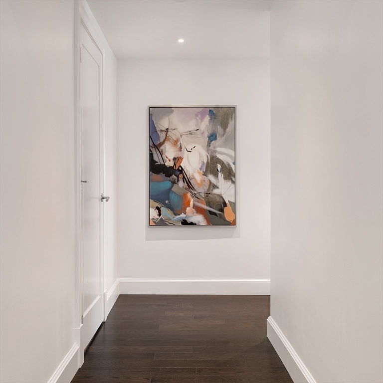 Boston, Massachusetts 02199, United States, 2 Bedrooms Bedrooms, ,2 BathroomsBathrooms,Residential,Active,223193