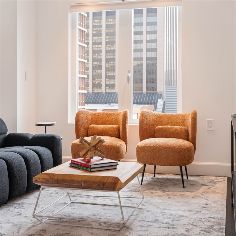 Boston, Massachusetts 02199, United States, 2 Bedrooms Bedrooms, ,2 BathroomsBathrooms,Residential,Active,223193